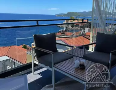 Buy in Montenegro for 221100€