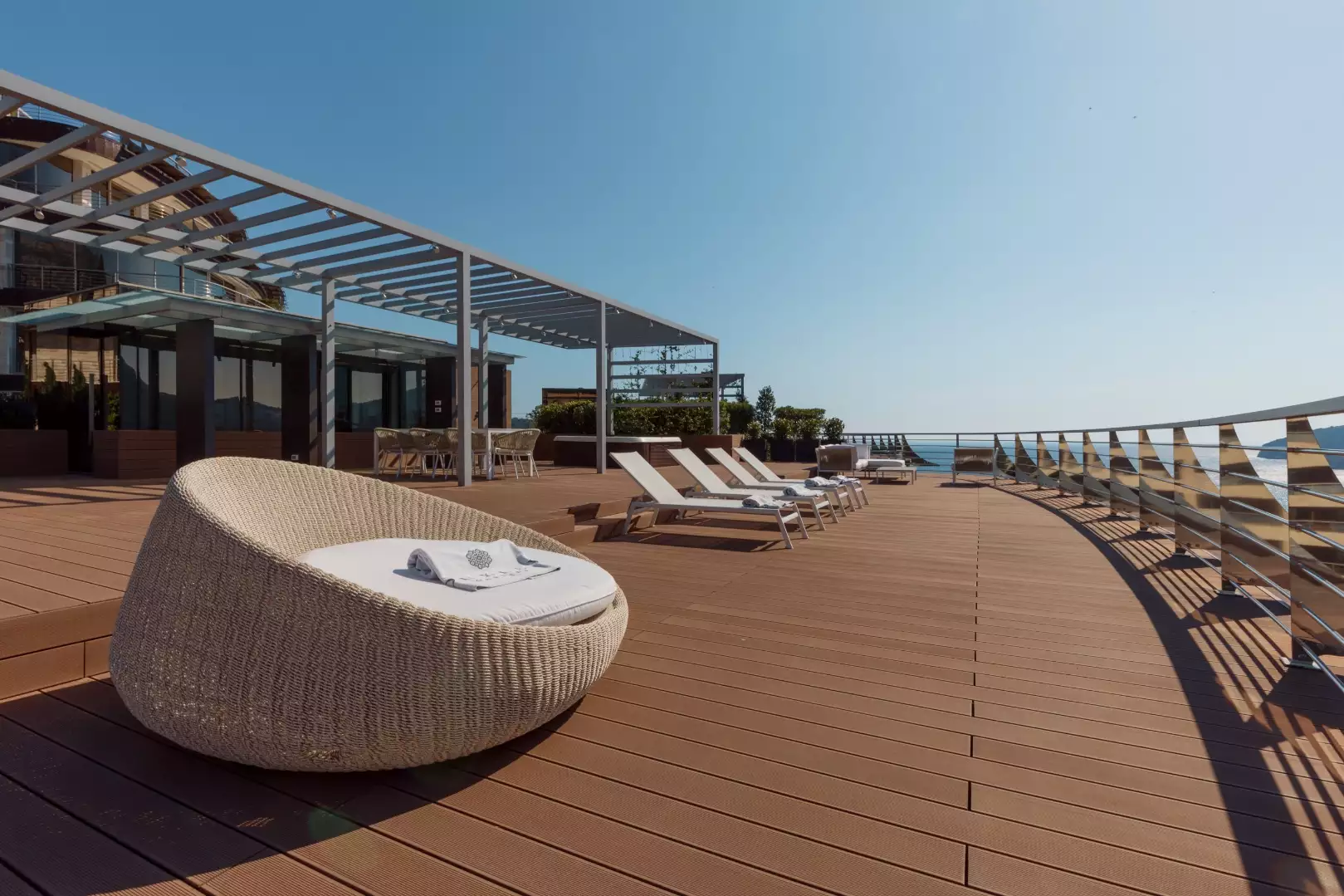 Villa 576m² in Montenegro, Becici. Priced at 2950000€ rent photo-8