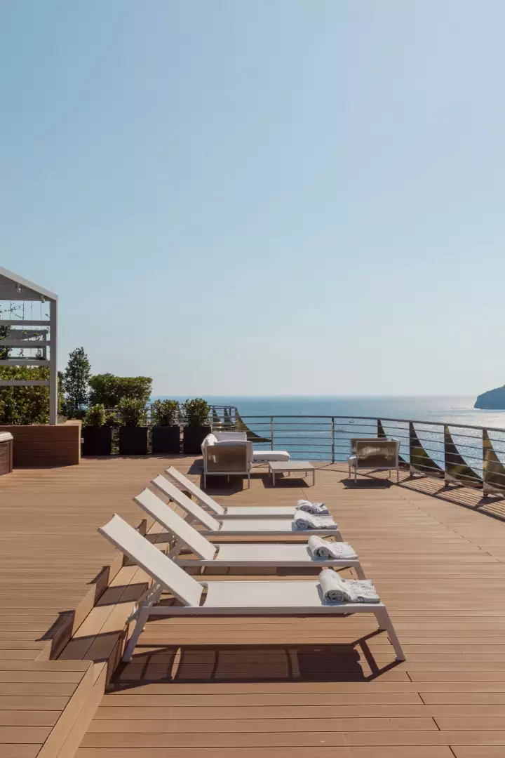 Villa 576m² in Montenegro, Becici. Priced at 2950000€ rent photo-10