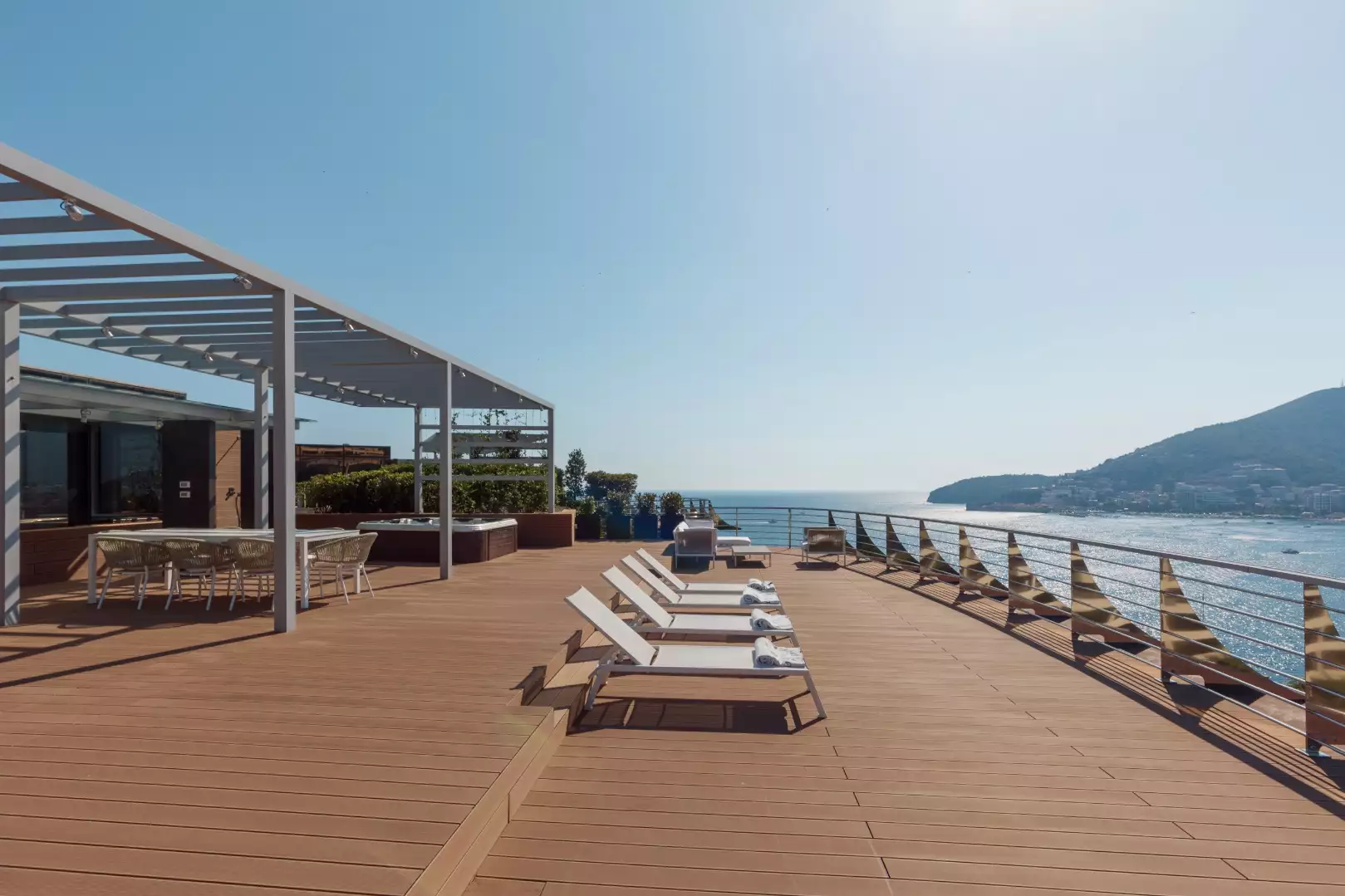 Villa 576m² in Montenegro, Becici. Priced at 2950000€ rent photo-11