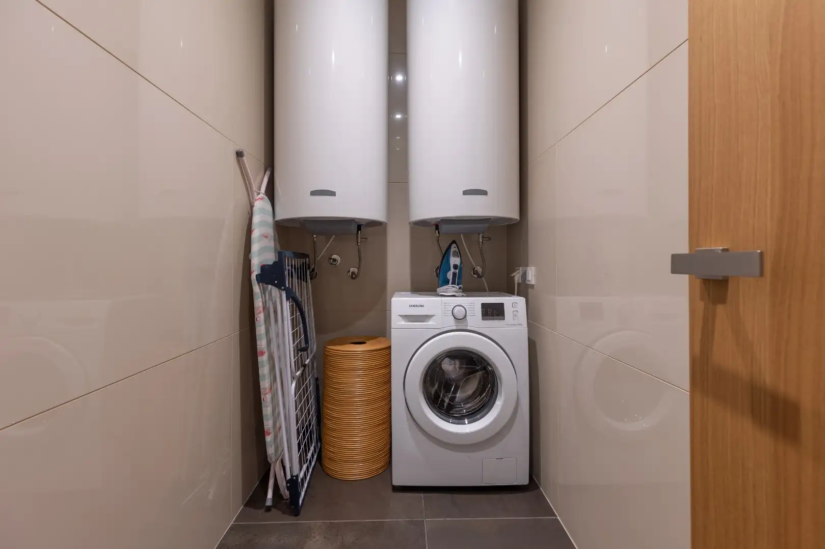 Cottage 457m² in Montenegro, Becici. Priced at 2500000€ rent photo-5