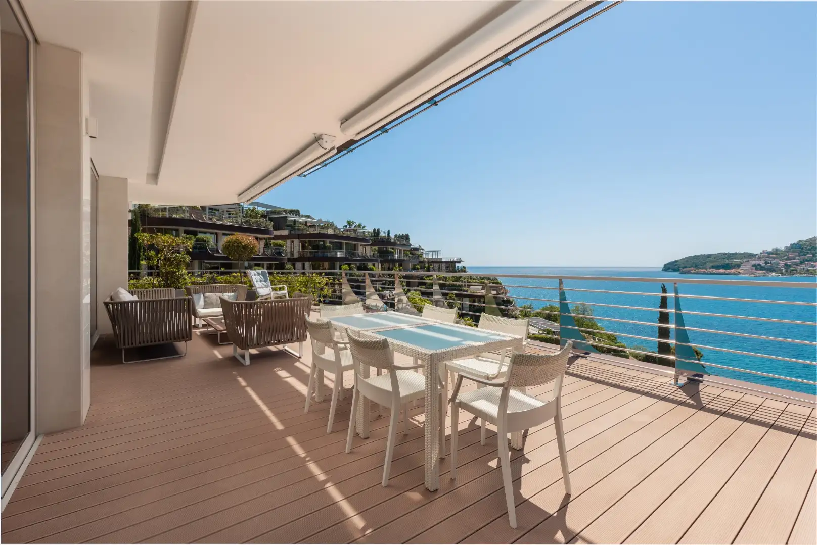 Cottage 457m² in Montenegro, Becici. Priced at 2500000€ rent photo-13