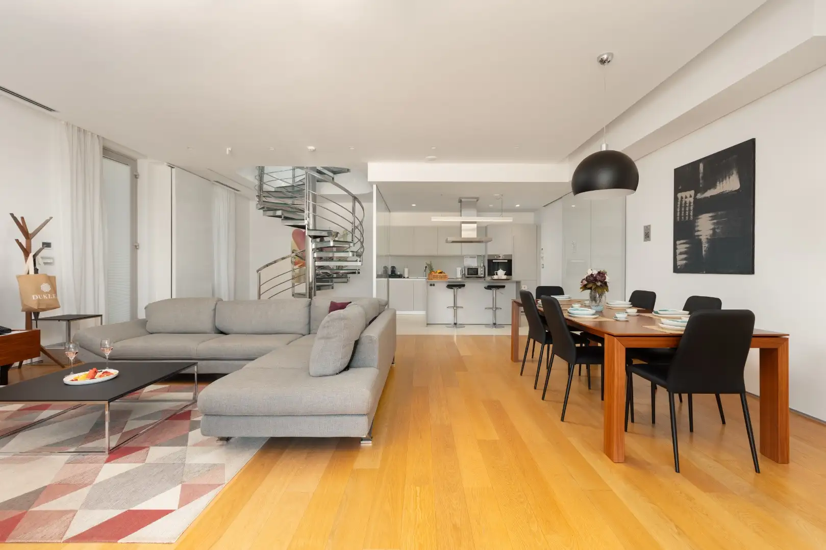 Cottage 457m² in Montenegro, Becici. Priced at 2500000€ rent photo-21