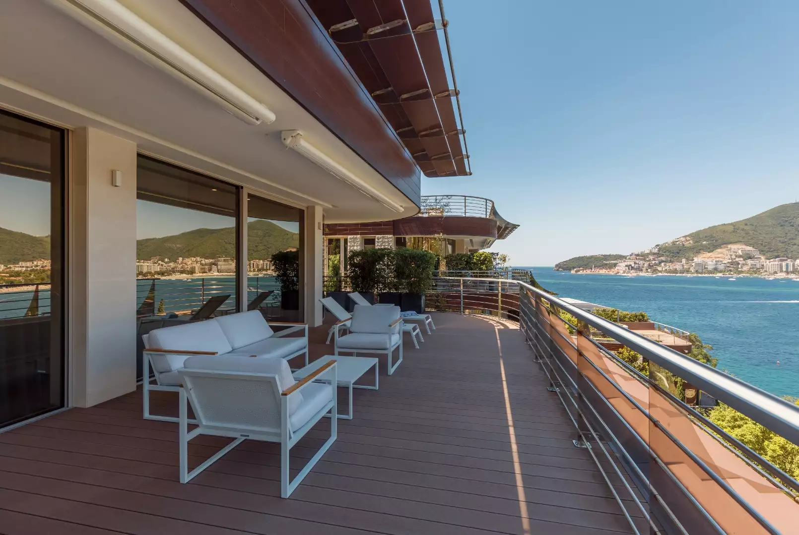 Cottage 571m² in Montenegro, Becici. Priced at 2950000€ rent photo-29