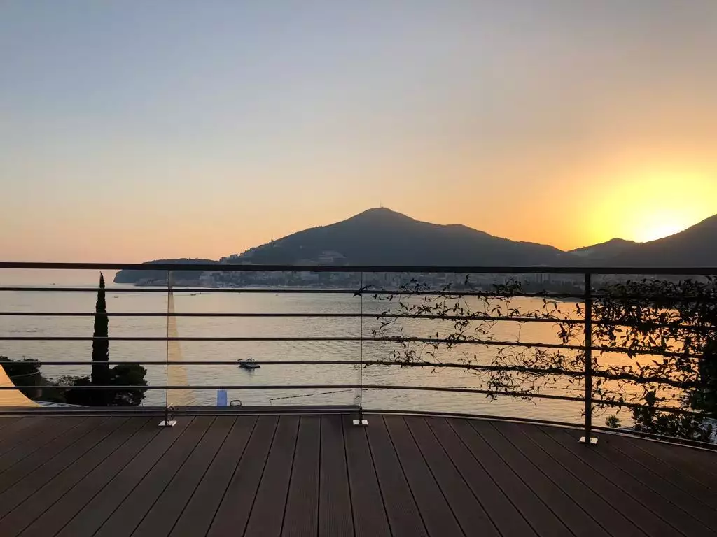 Cottage 138m² in Montenegro, Becici. Priced at 1250000€ rent photo-8
