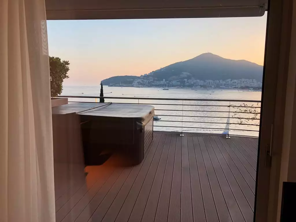Cottage 138m² in Montenegro, Becici. Priced at 1250000€ rent photo-12