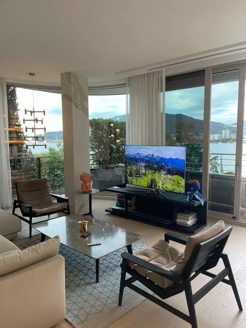 Cottage 176m² in Montenegro, Becici. Priced at 1800000€ rent photo-1