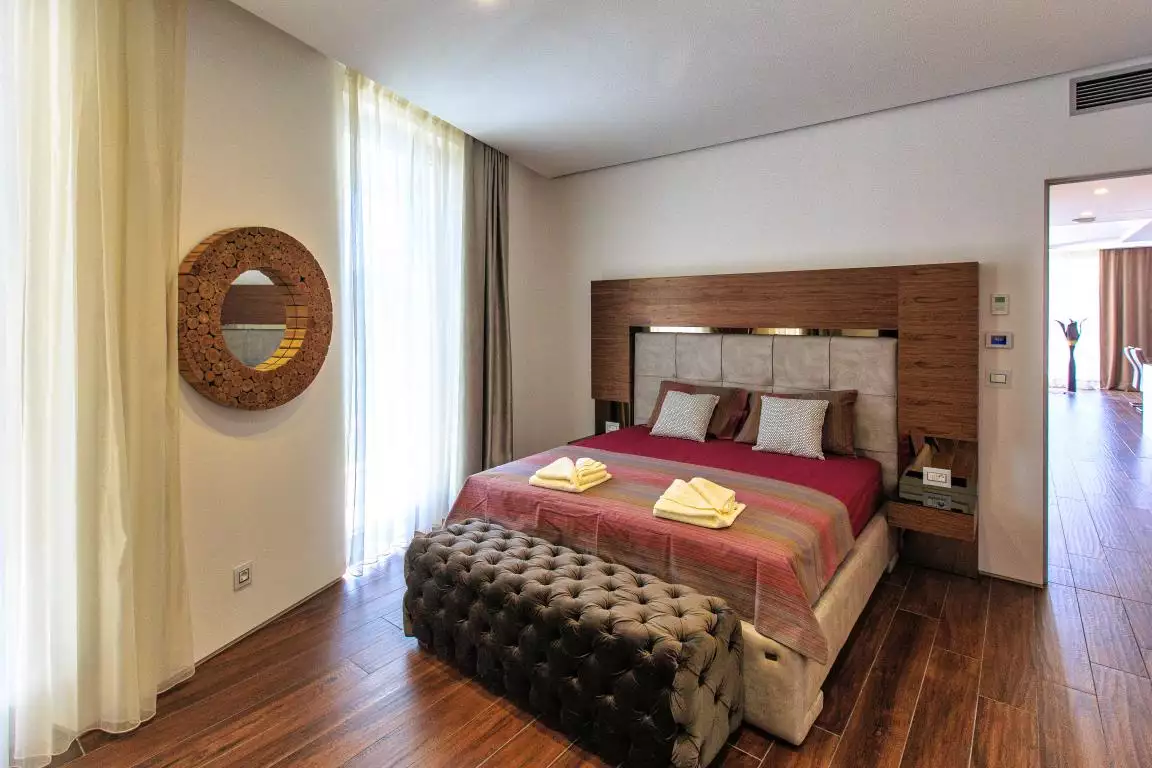 Cottage 174m² in Montenegro, Becici. Priced at 1800000€ rent photo-4
