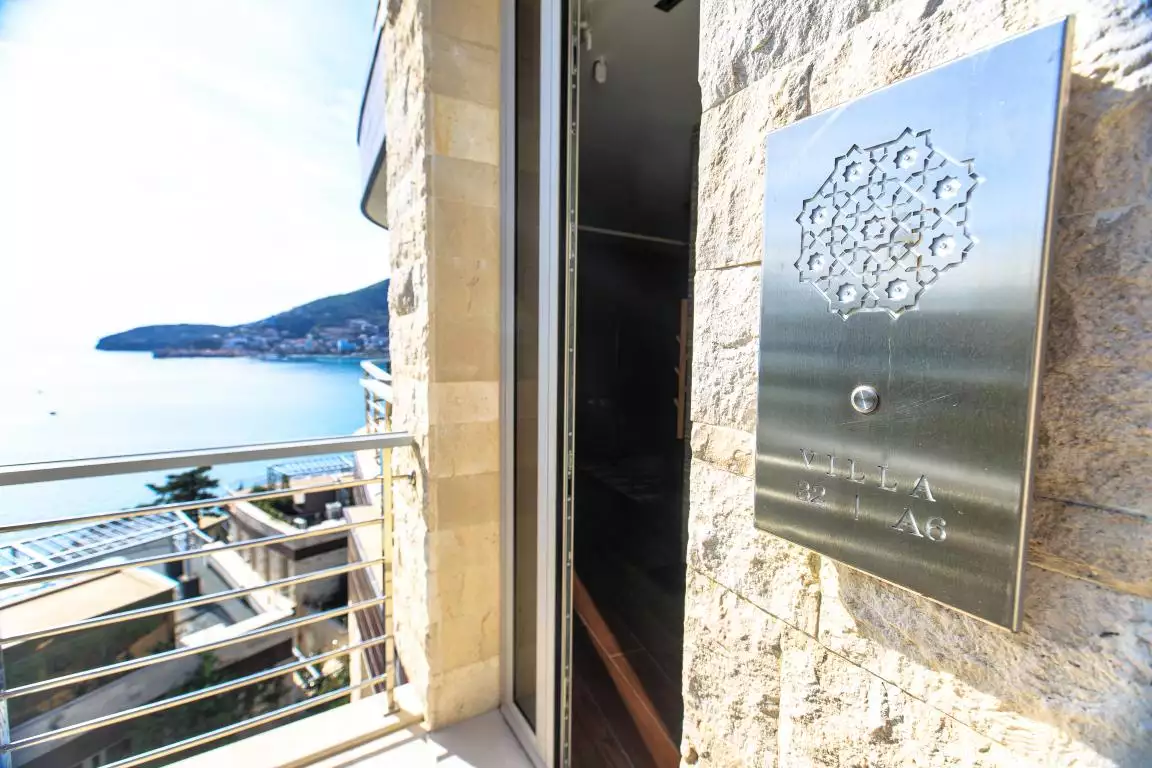 Cottage 174m² in Montenegro, Becici. Priced at 1800000€ rent photo-33