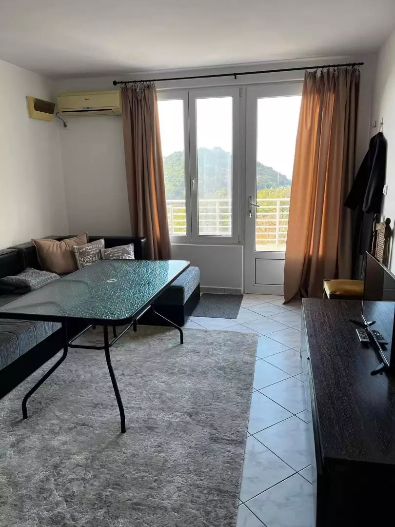 Hotels 840m² in Montenegro, Petrovac. Priced at 750000€ rent photo-8