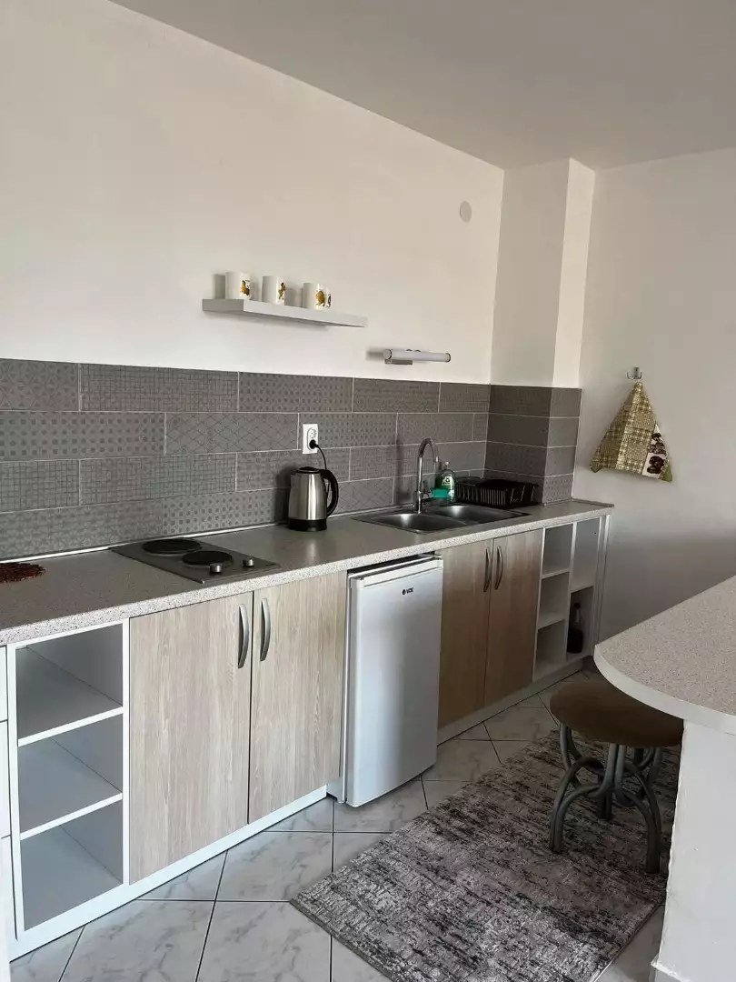 Hotels 840m² in Montenegro, Petrovac. Priced at 750000€ rent photo-10