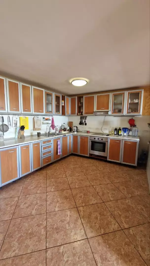 House 379m² in Montenegro, Dobra Voda. Priced at 265000€ rent photo-13