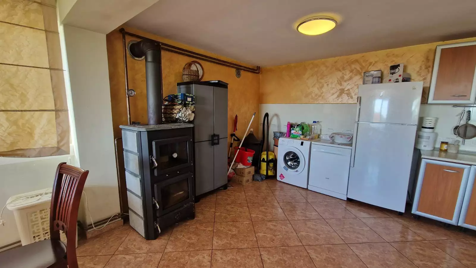 House 379m² in Montenegro, Dobra Voda. Priced at 265000€ rent photo-14