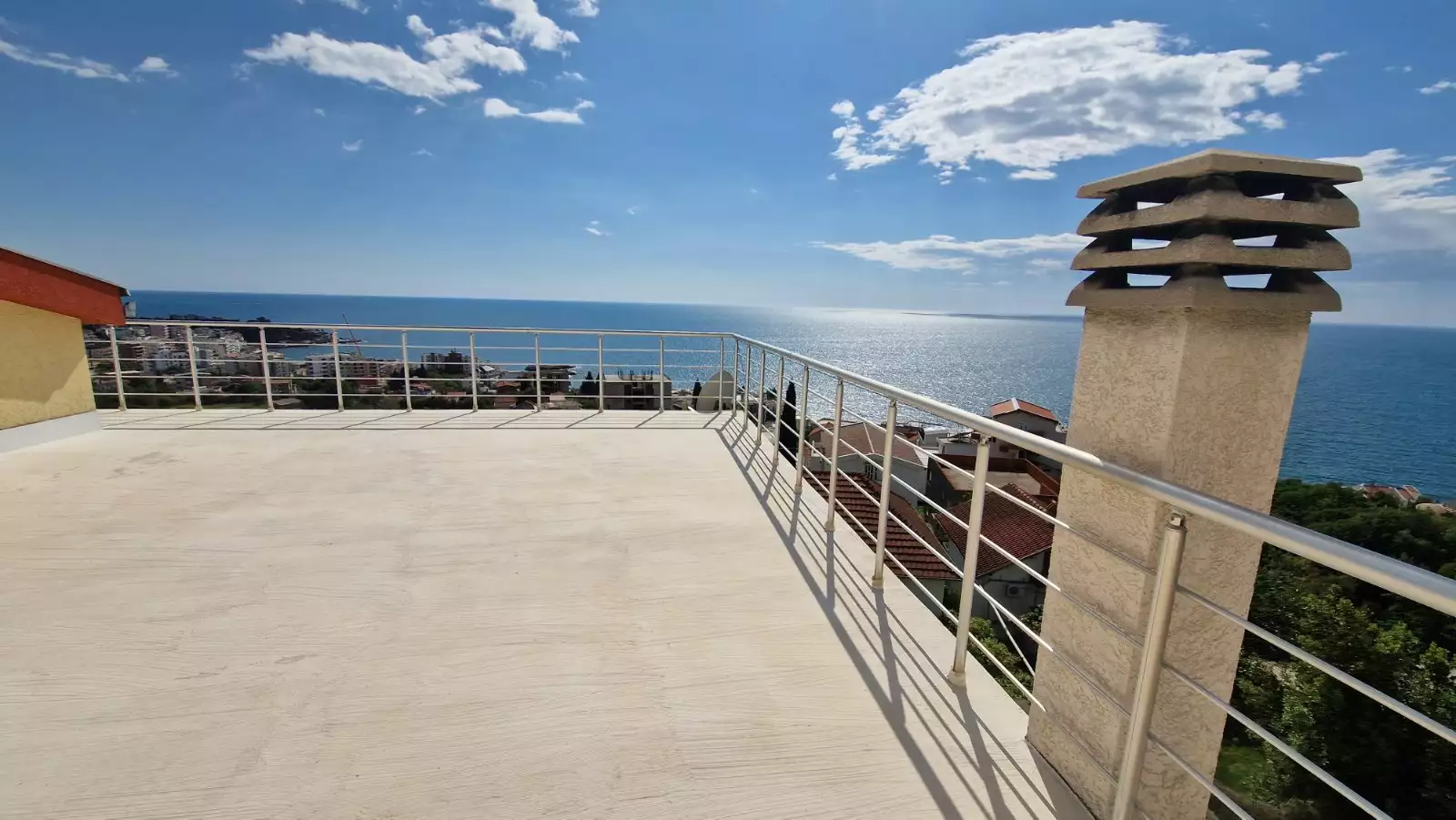 House 379m² in Montenegro, Dobra Voda. Priced at 265000€ rent photo-21