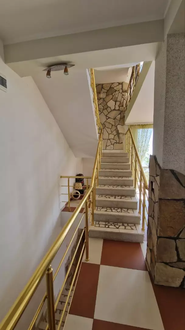House 379m² in Montenegro, Dobra Voda. Priced at 265000€ rent photo-35