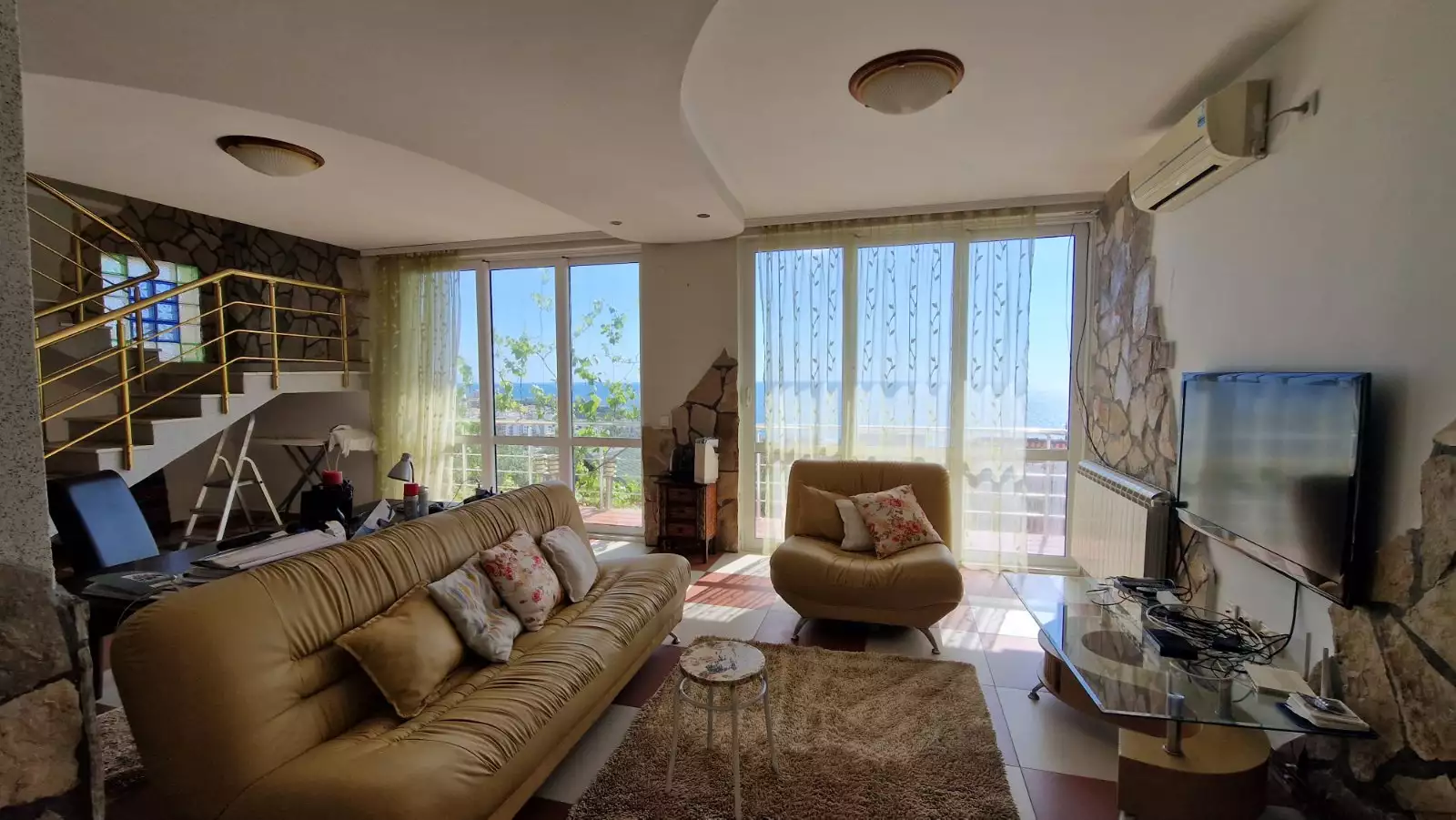 House 379m² in Montenegro, Dobra Voda. Priced at 265000€ rent photo-50