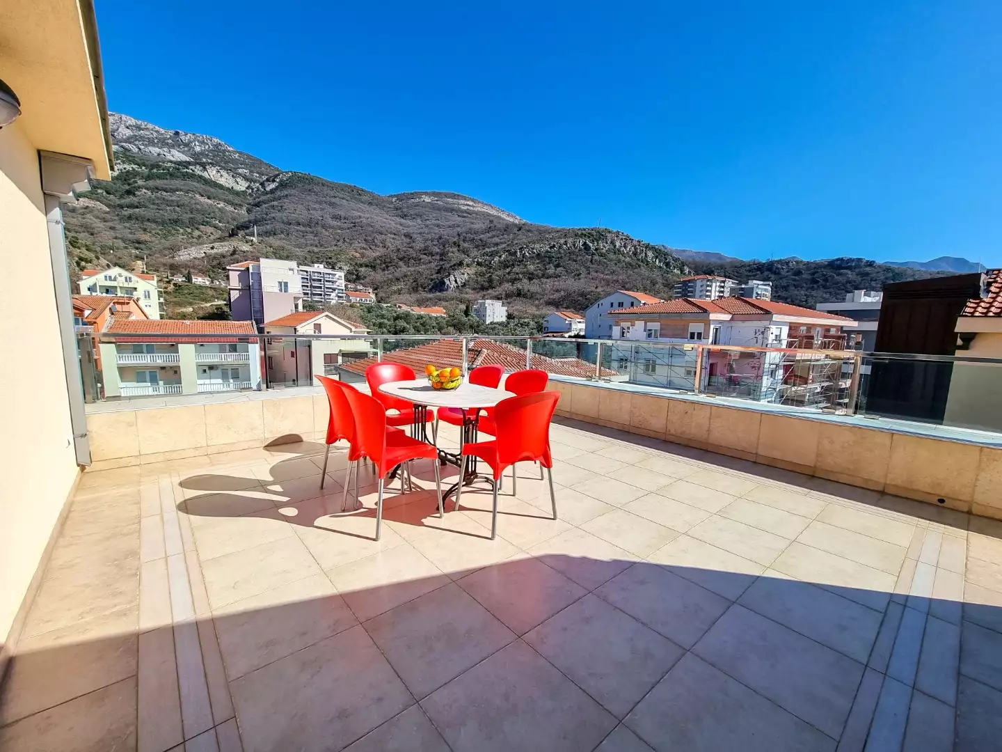 Flat 106m² in Montenegro, Becici. Priced at 335000€ rent photo-2