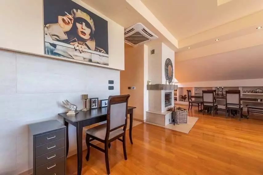 Flat 230m² in Montenegro, Rafailovici. Priced at 400000€ rent photo-5