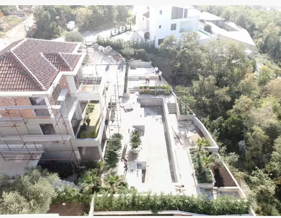 Villa 400m² in Montenegro, Sveti Stefan. Priced at 2000000€ rent photo-19