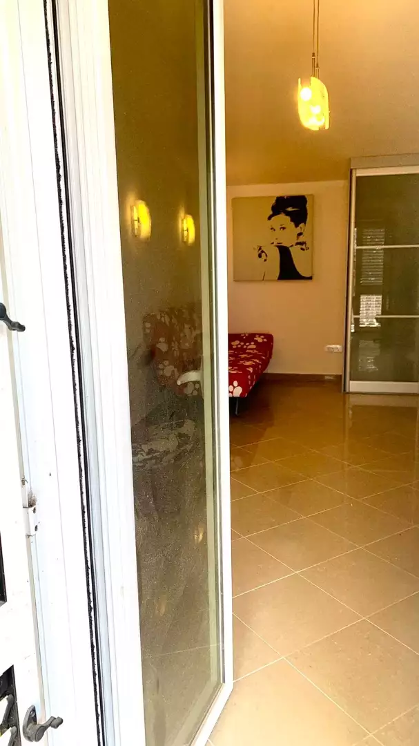 House 299m² in Montenegro, Petrovac. Priced at 380000€ rent photo-7