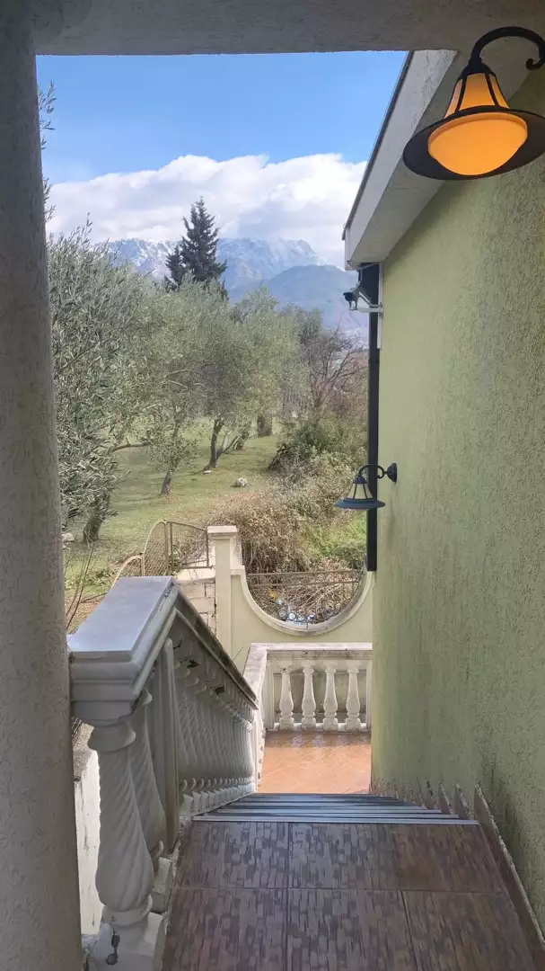 House 299m² in Montenegro, Petrovac. Priced at 380000€ rent photo-41
