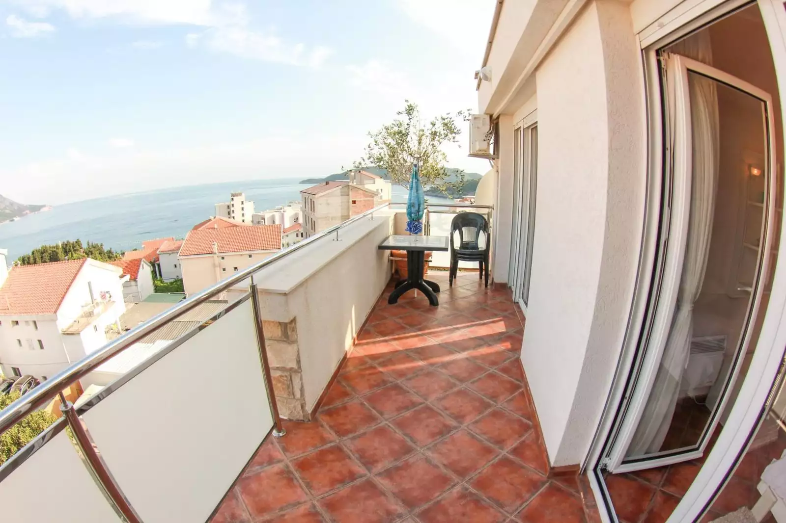 Hotels 224m² in Montenegro, Becici. Priced at 2000000€ rent photo-21