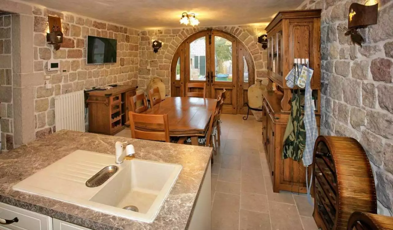 Villa 350m² in Montenegro, Rezevici. Priced at 780000€ rent photo-20