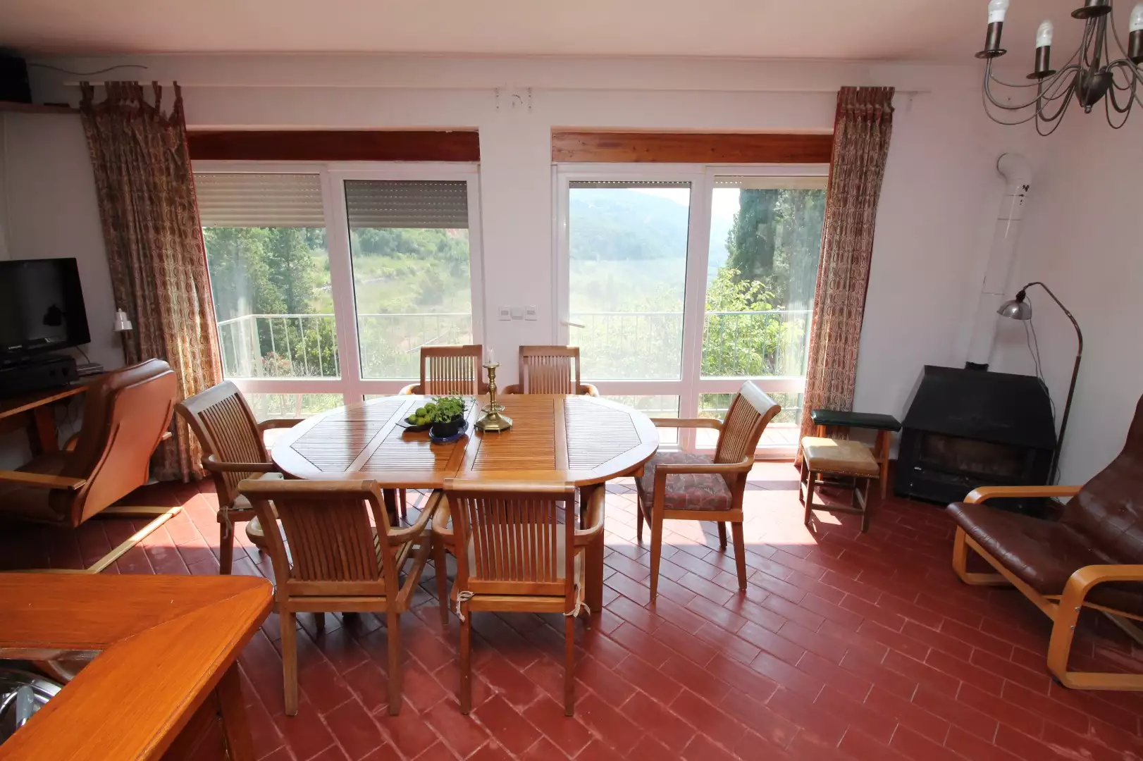 House 210m² in Montenegro, Rezevici. Priced at 590000€ rent photo-6