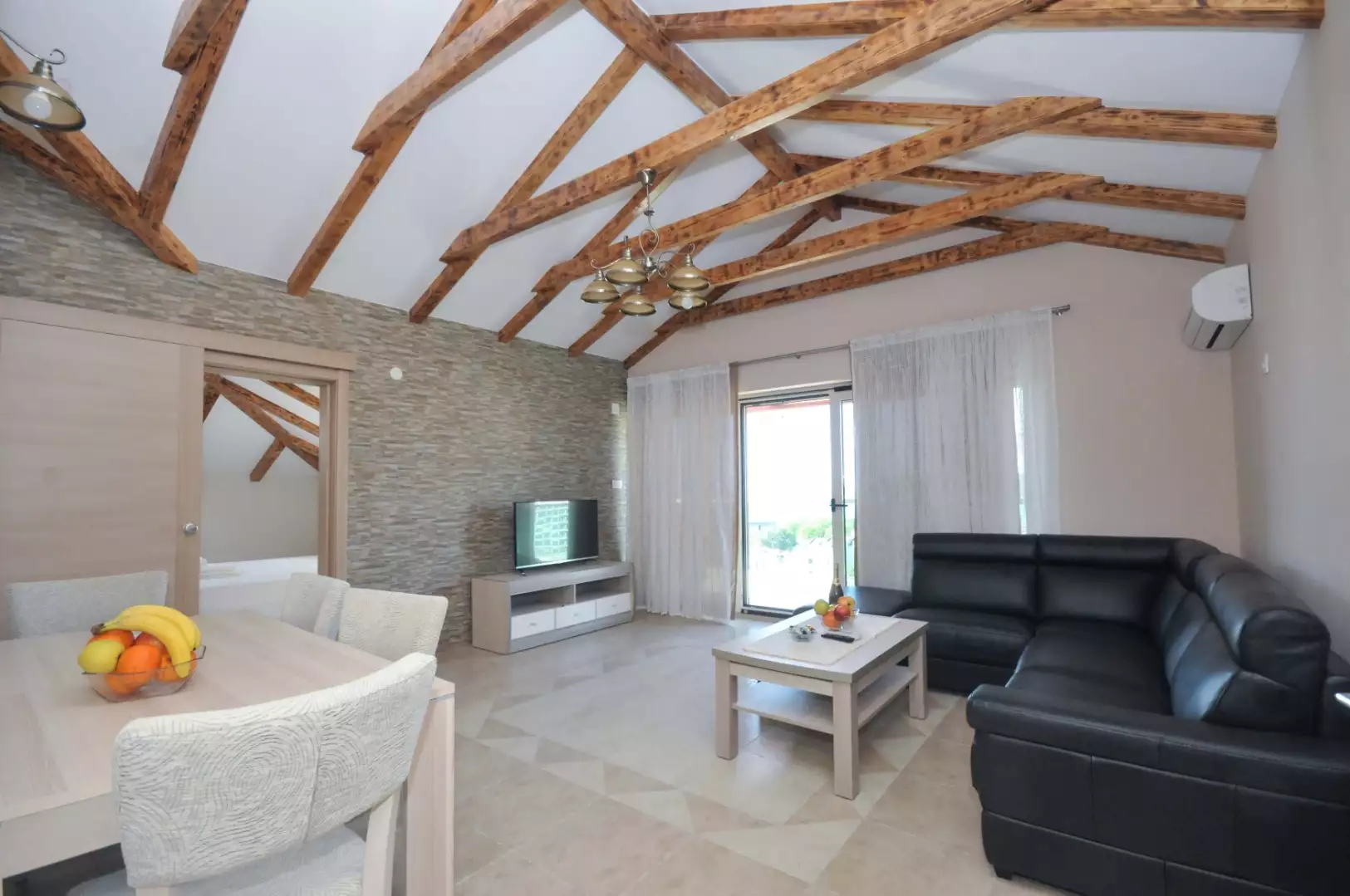 Flat 137m² in Montenegro, Becici. Priced at 440000€ rent photo-3