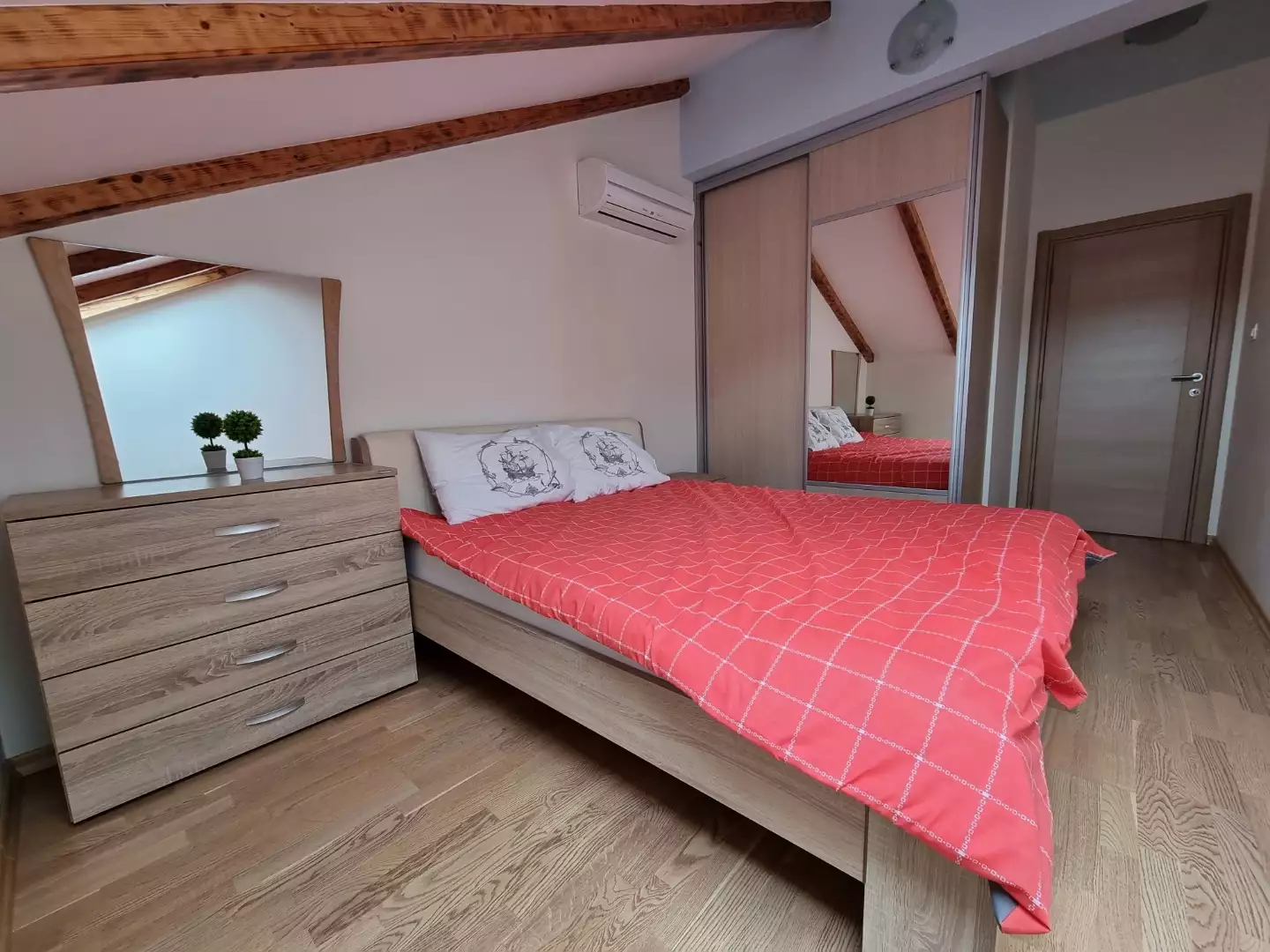 Flat 137m² in Montenegro, Becici. Priced at 440000€ rent photo-13