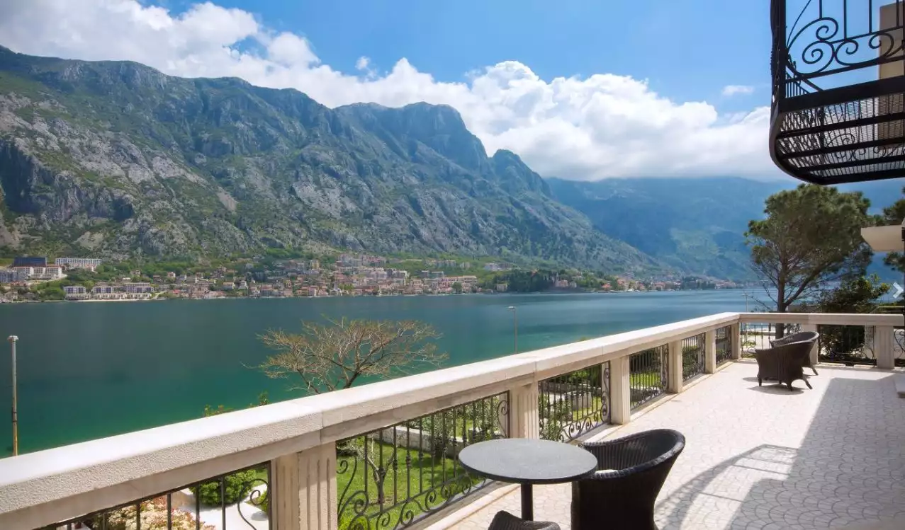 Villa 497m² in Montenegro, Prcanj. Priced at 4000000€ rent photo-11
