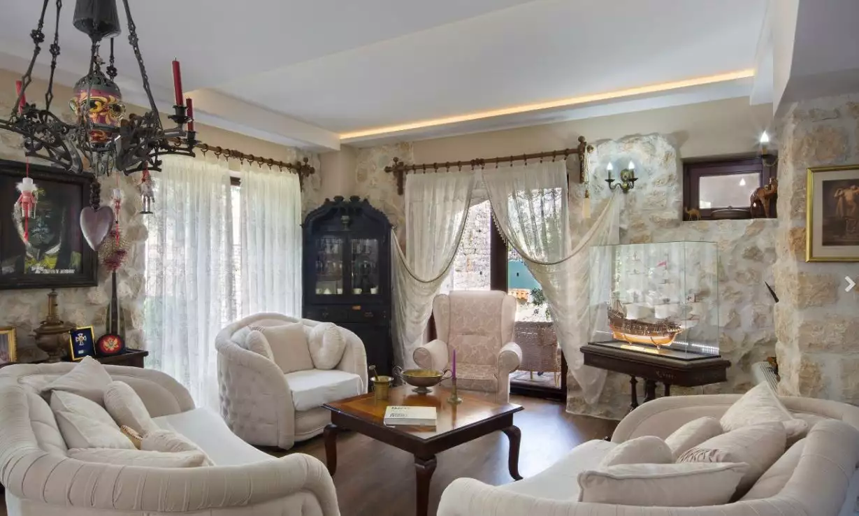 Villa 497m² in Montenegro, Prcanj. Priced at 4000000€ rent photo-19