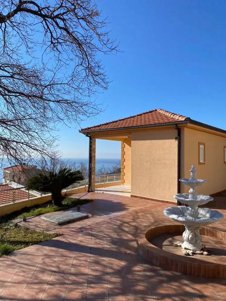 Villa 288m² in Montenegro, Sutomore. Priced at 540000€ rent photo-21
