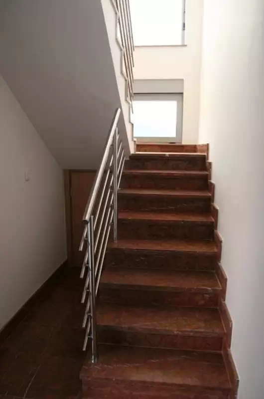 Villa 267m² in Montenegro, Kumbor. Priced at 750000€ rent photo-16
