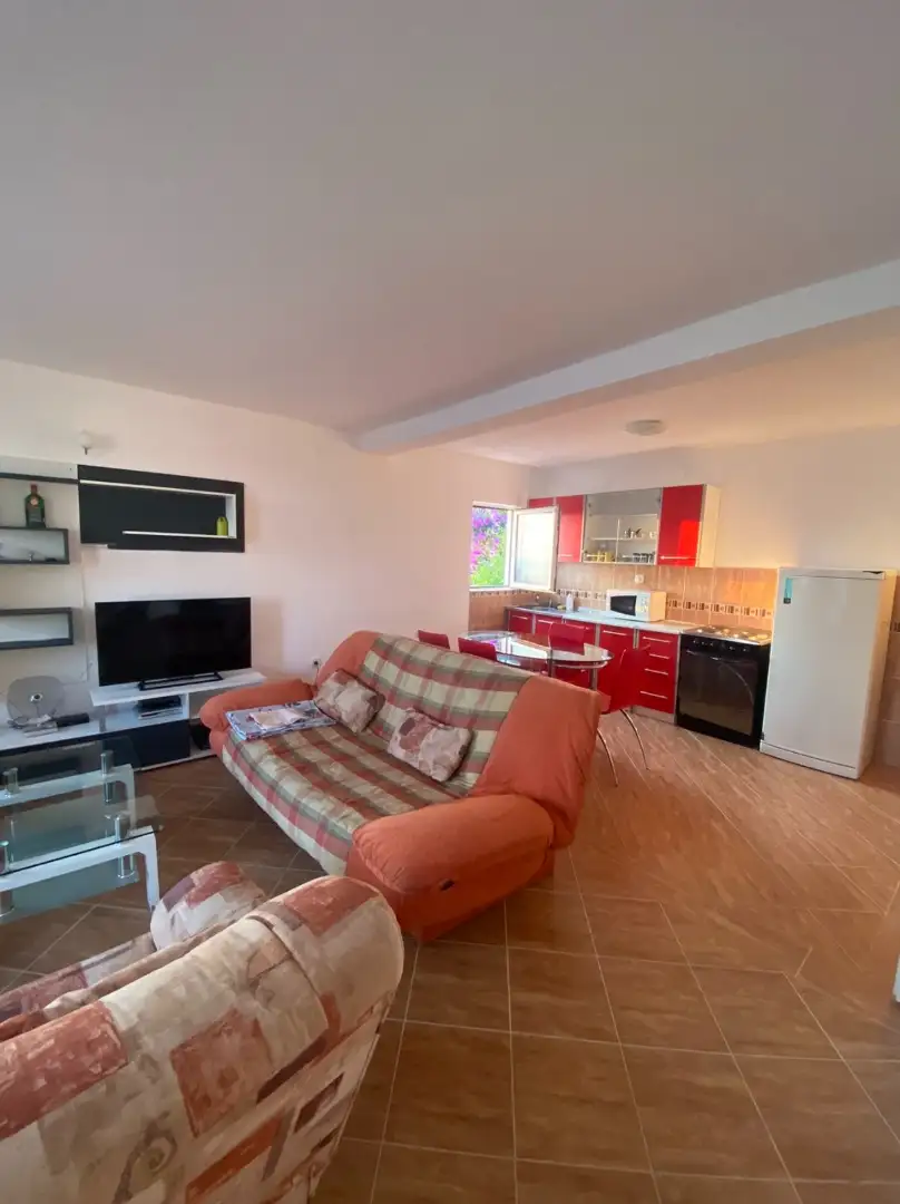 House 170m² in Montenegro, Dobra Voda. Priced at 180000€ rent photo-8