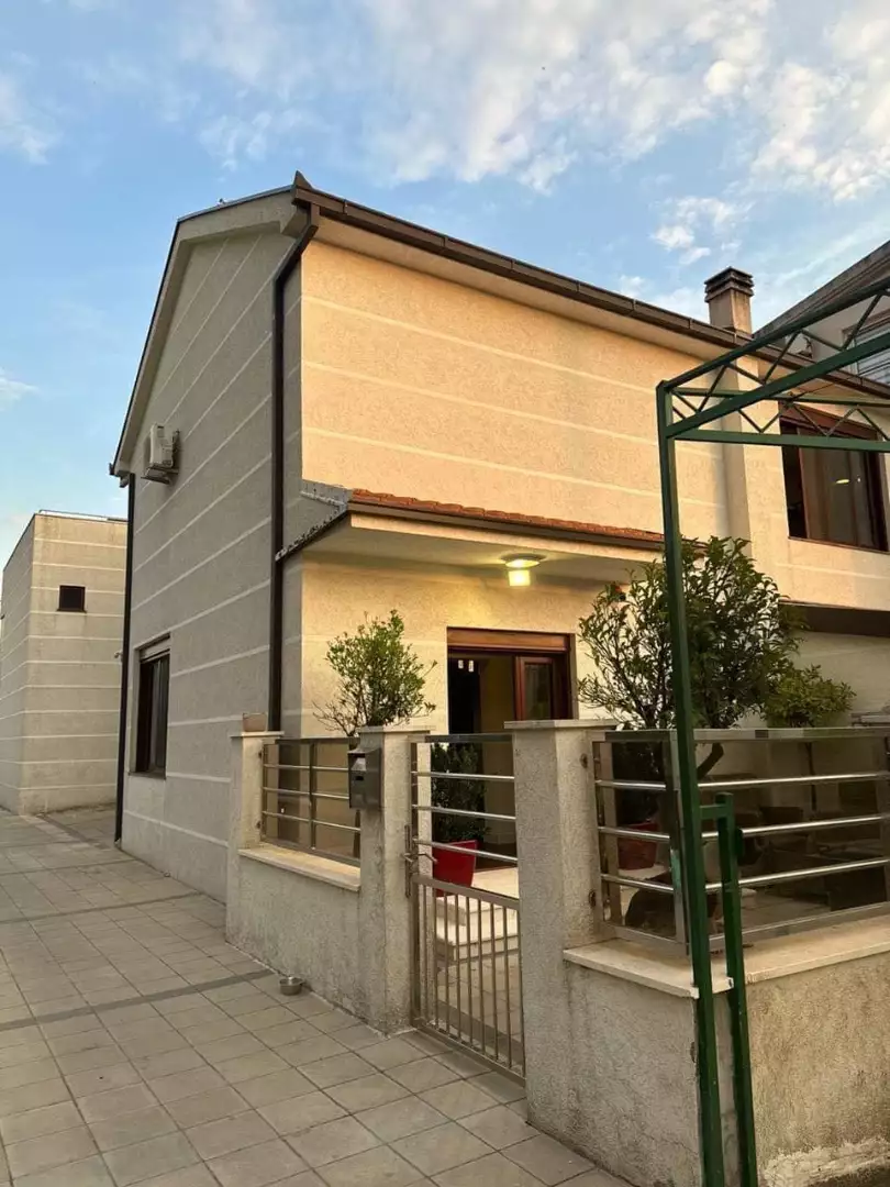 House 200m² in Montenegro, Bar. Priced at 850000€ rent photo-16