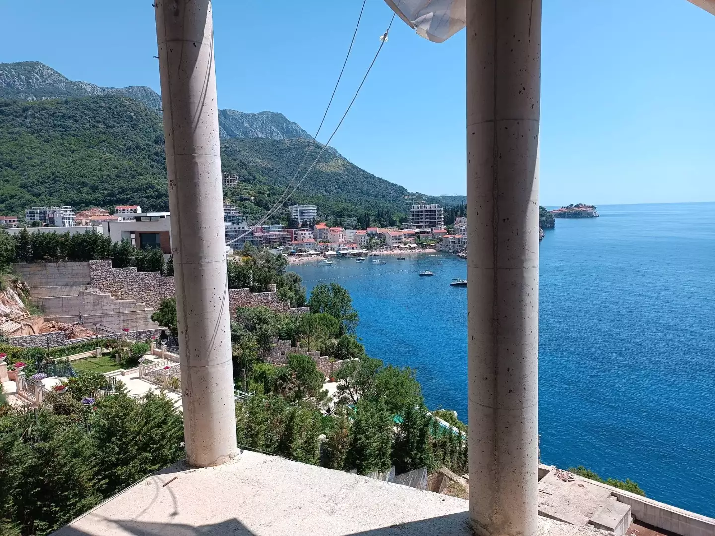 Villa 1000m² in Montenegro, Przno. Priced at 4200000€ rent photo-1