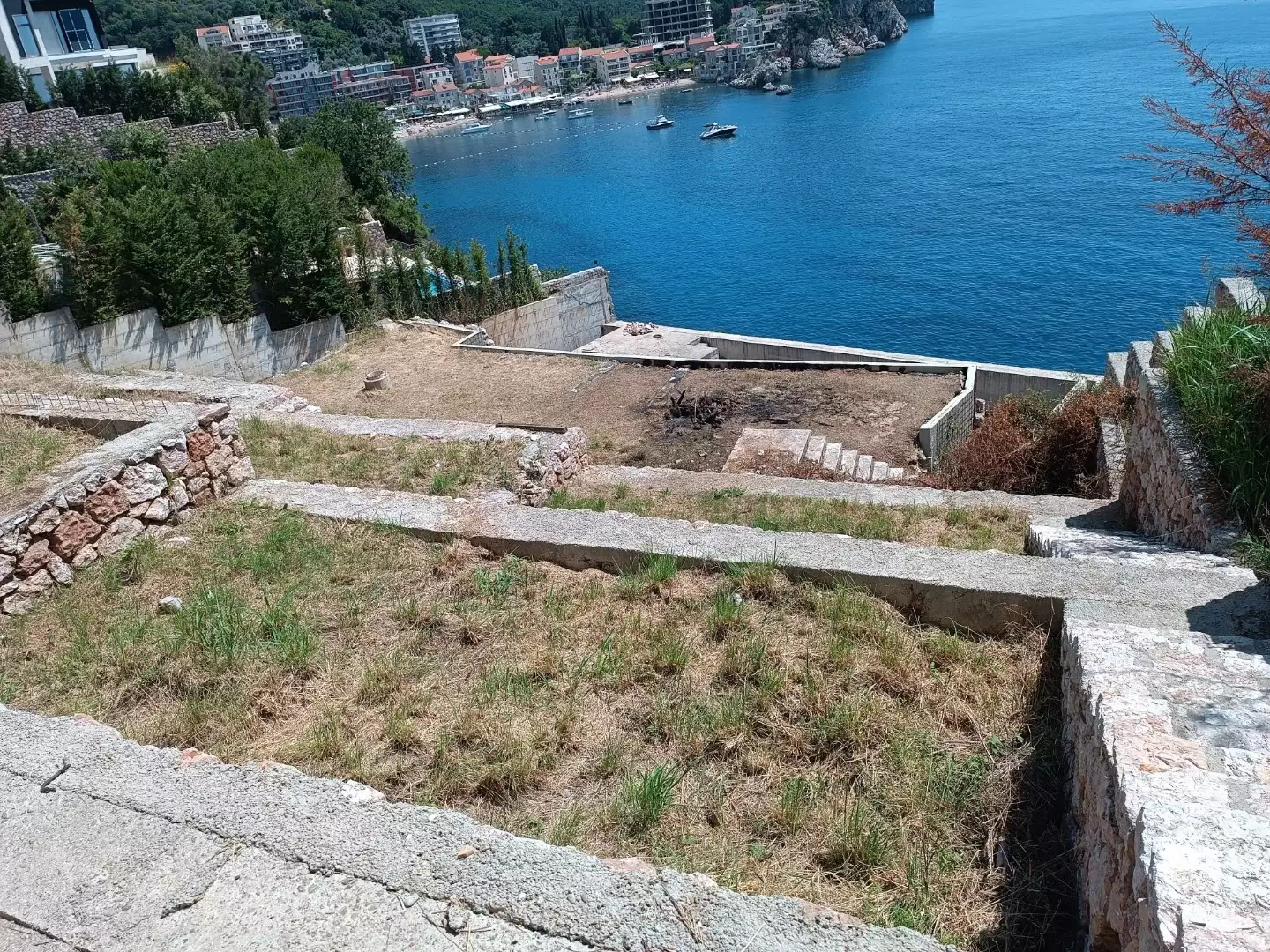 Villa 1000m² in Montenegro, Przno. Priced at 4200000€ rent photo-11