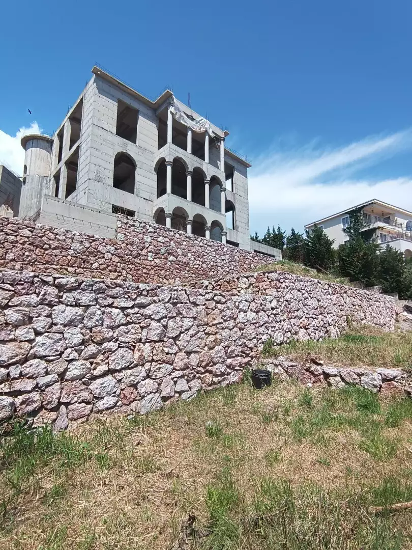 Villa 1000m² in Montenegro, Przno. Priced at 4200000€ rent photo-13