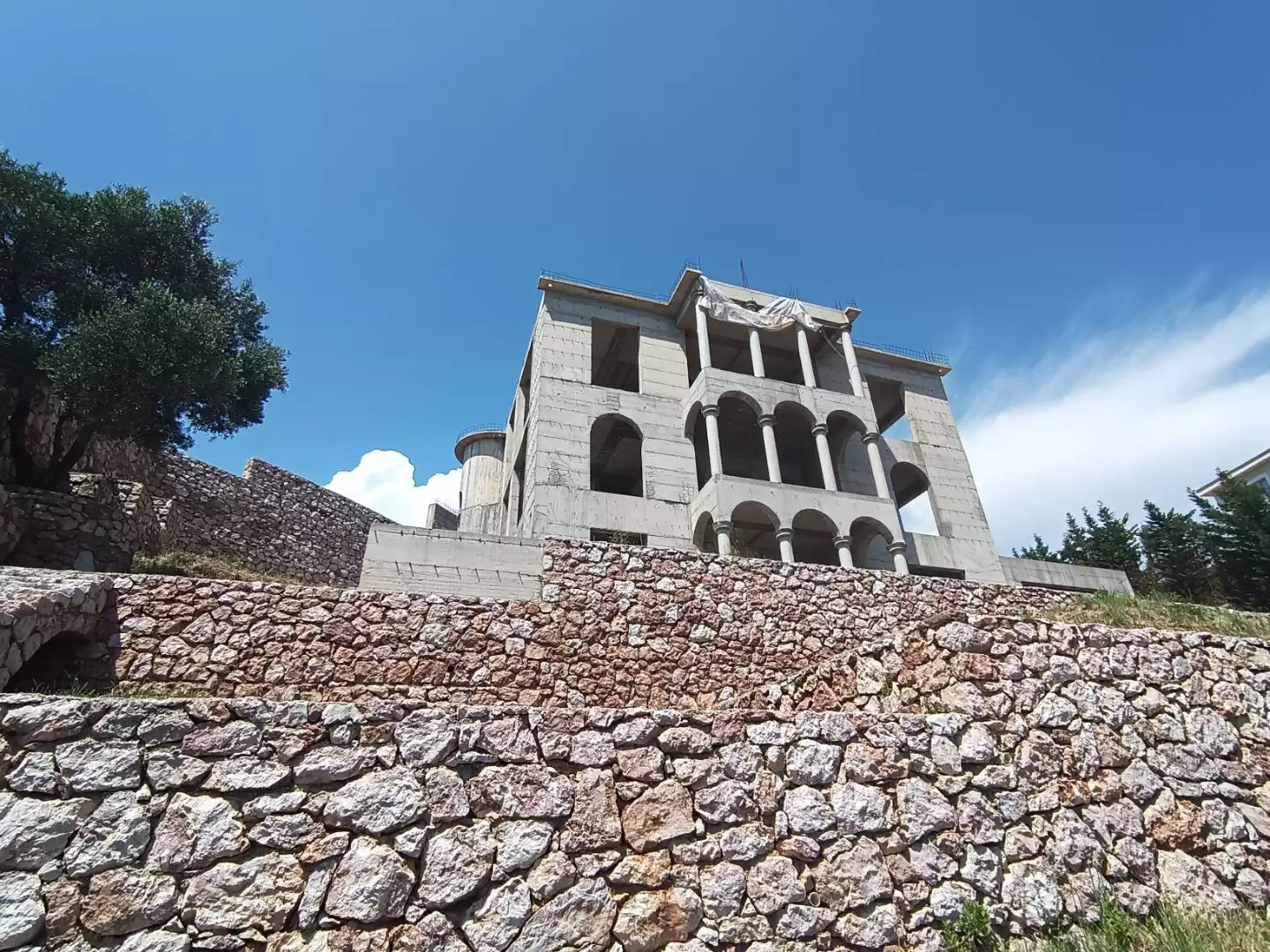Villa 1000m² in Montenegro, Przno. Priced at 4200000€ rent photo-15