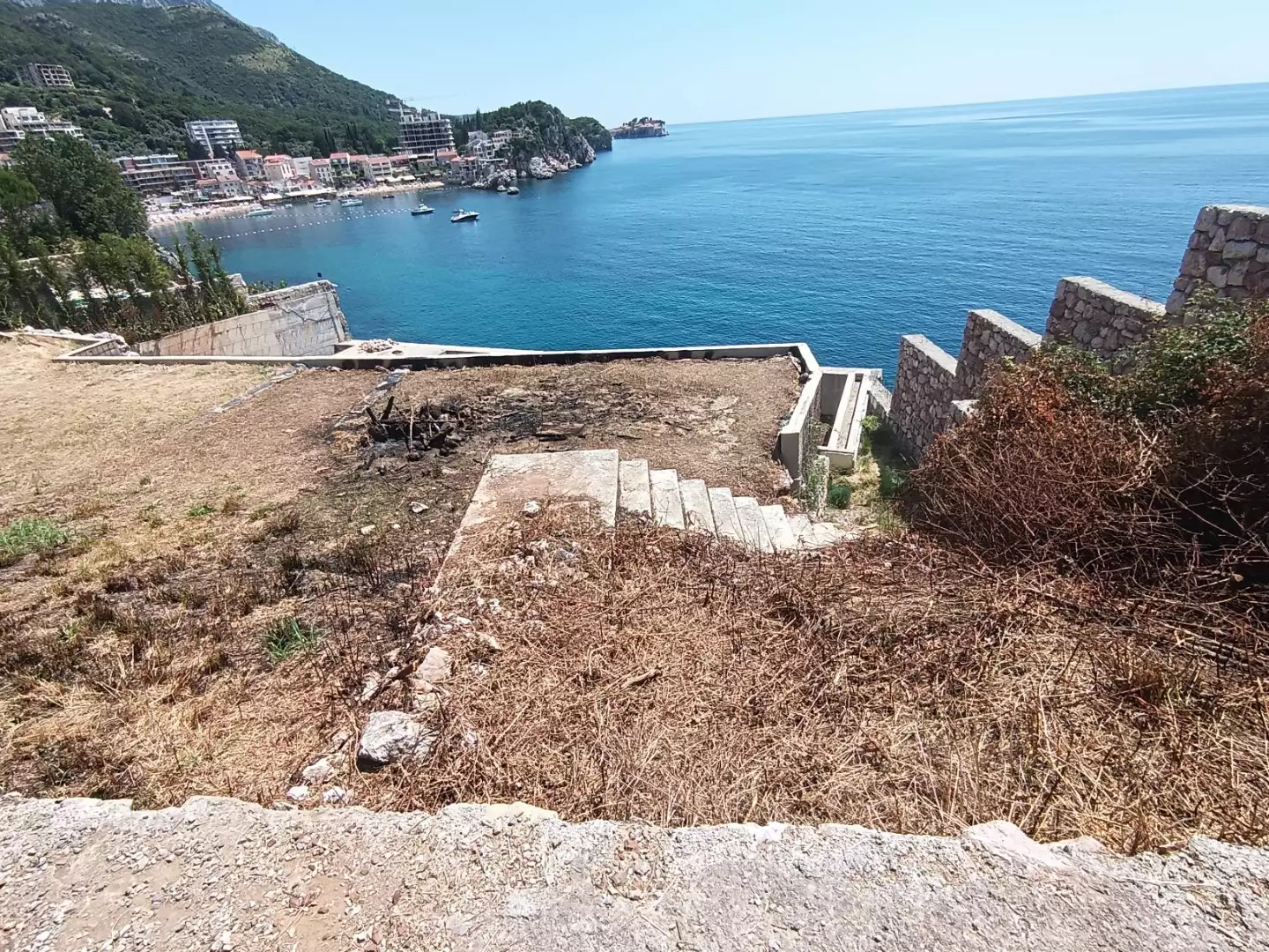 Villa 1000m² in Montenegro, Przno. Priced at 4200000€ rent photo-16