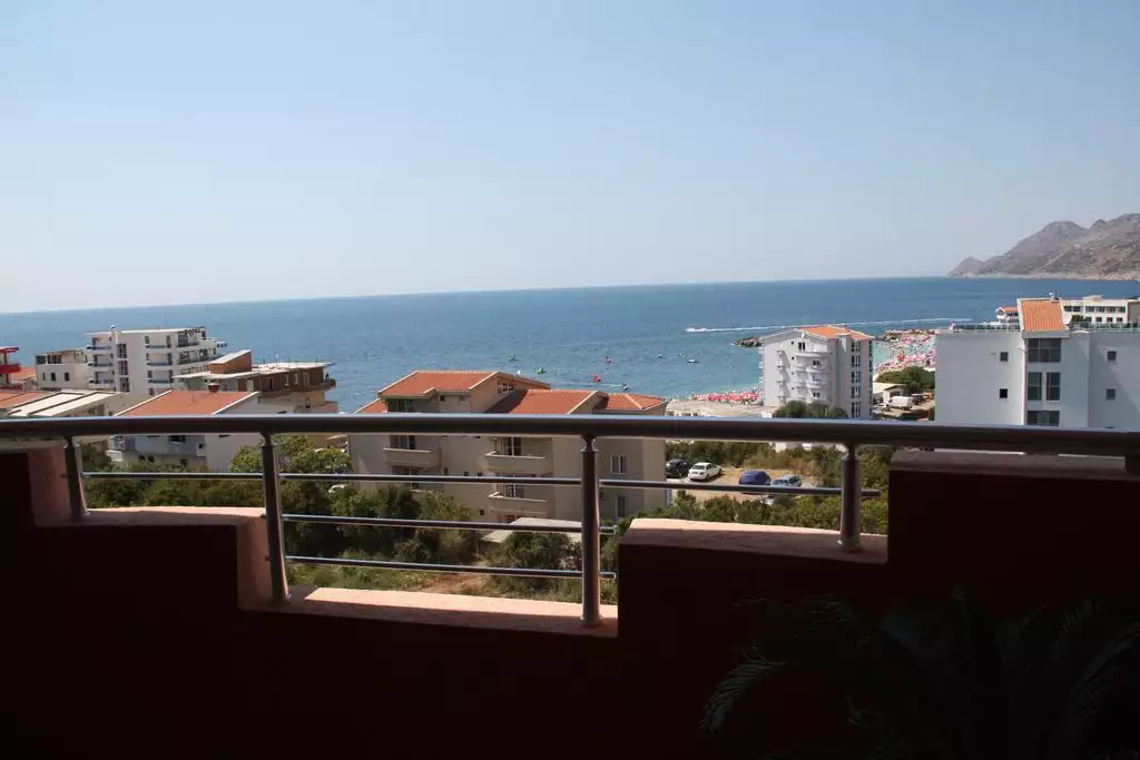 Hotels 300m² in Montenegro, Dobra Voda. Priced at 320000€ rent photo-3