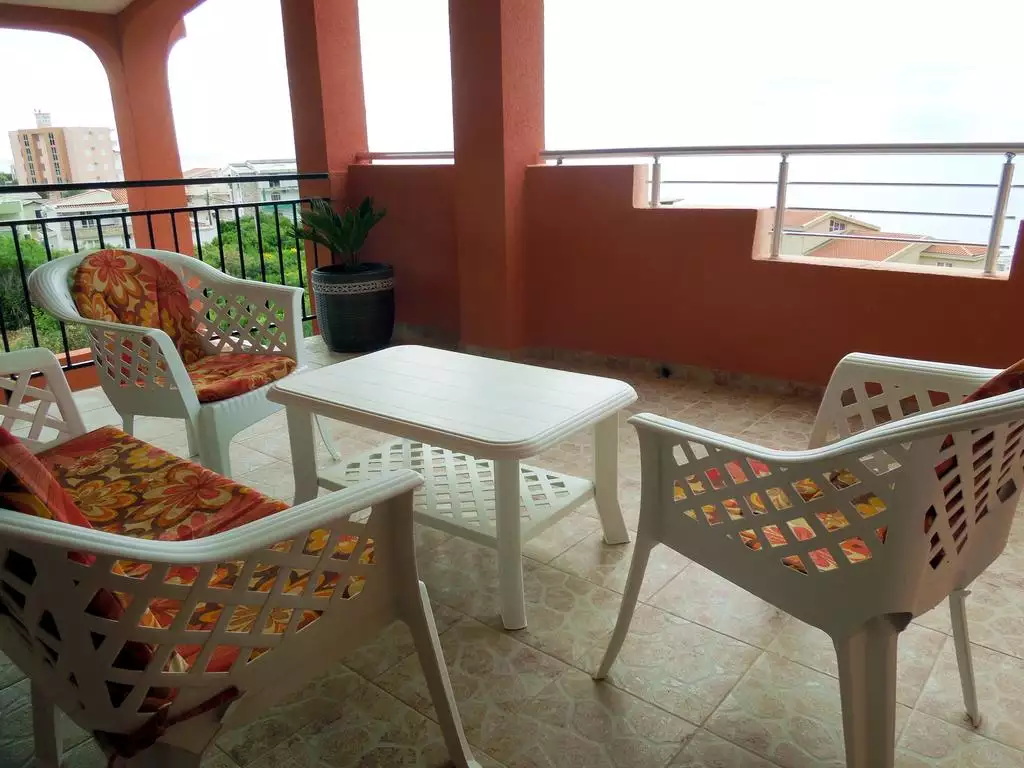 Hotels 300m² in Montenegro, Dobra Voda. Priced at 320000€ rent photo-4