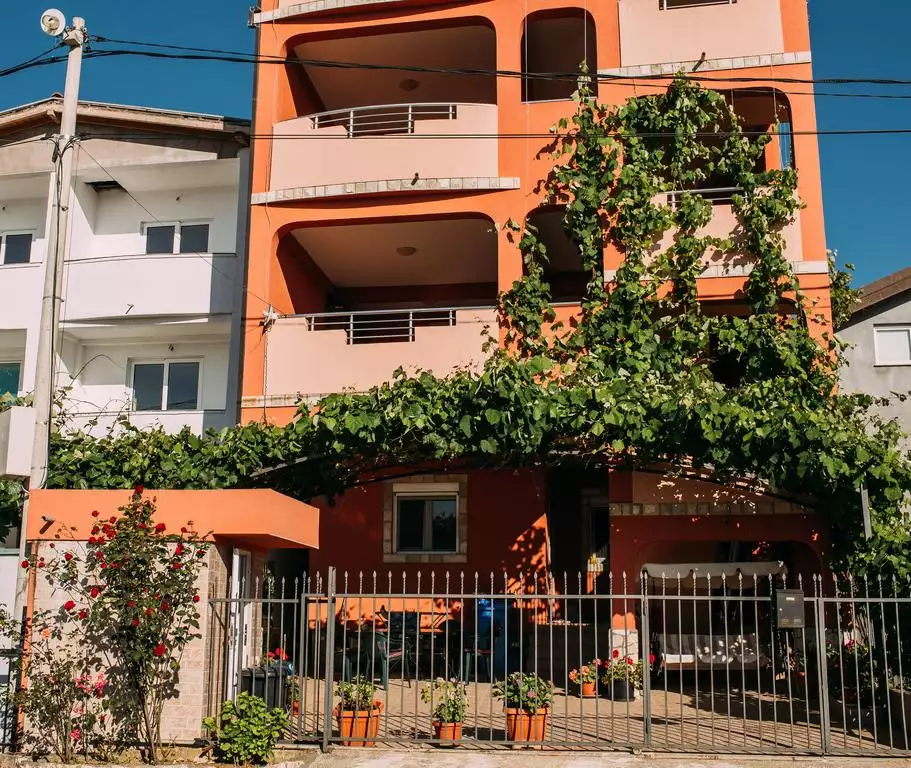 Hotels 300m² in Montenegro, Dobra Voda. Priced at 320000€ rent photo-19