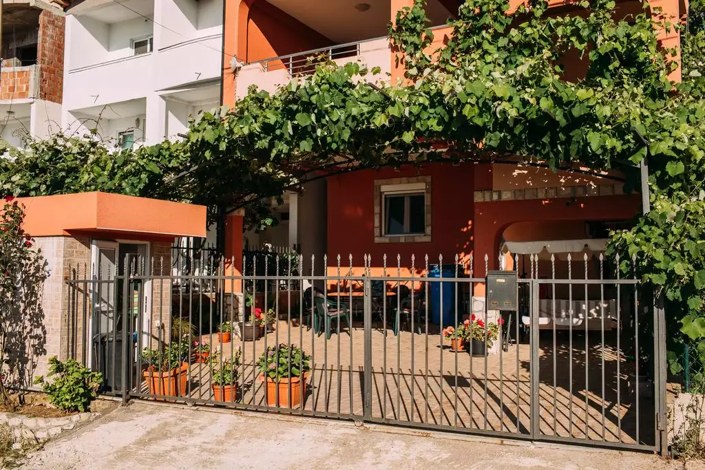 Hotels 300m² in Montenegro, Dobra Voda. Priced at 320000€ rent photo-21