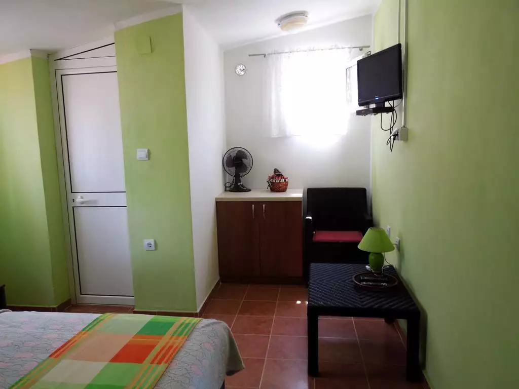 Hotels 300m² in Montenegro, Dobra Voda. Priced at 320000€ rent photo-41