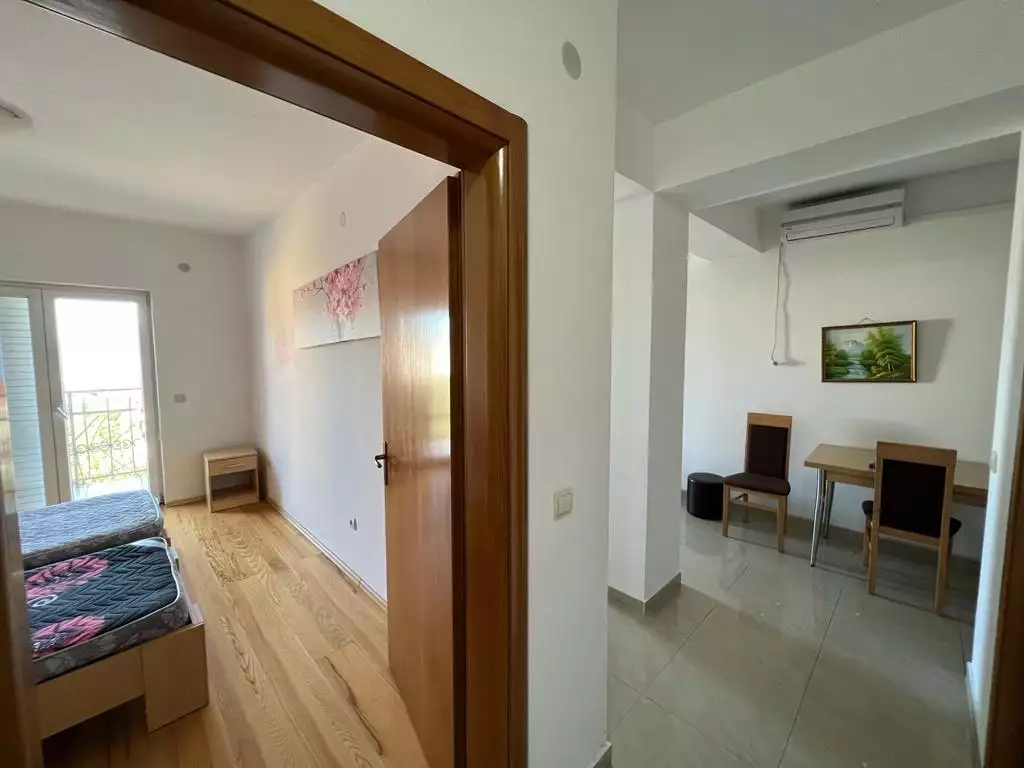 Flat 49m² in Montenegro, Igalo. Priced at 77500€ rent photo-13