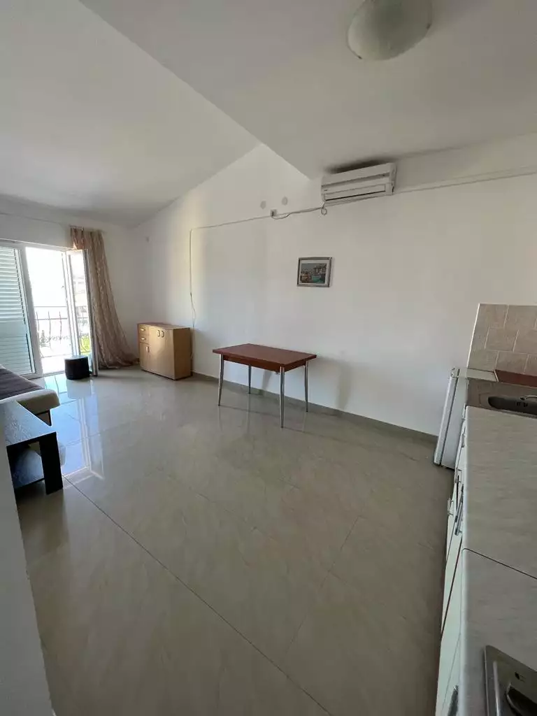 Flat 49m² in Montenegro, Igalo. Priced at 77500€ rent photo-22