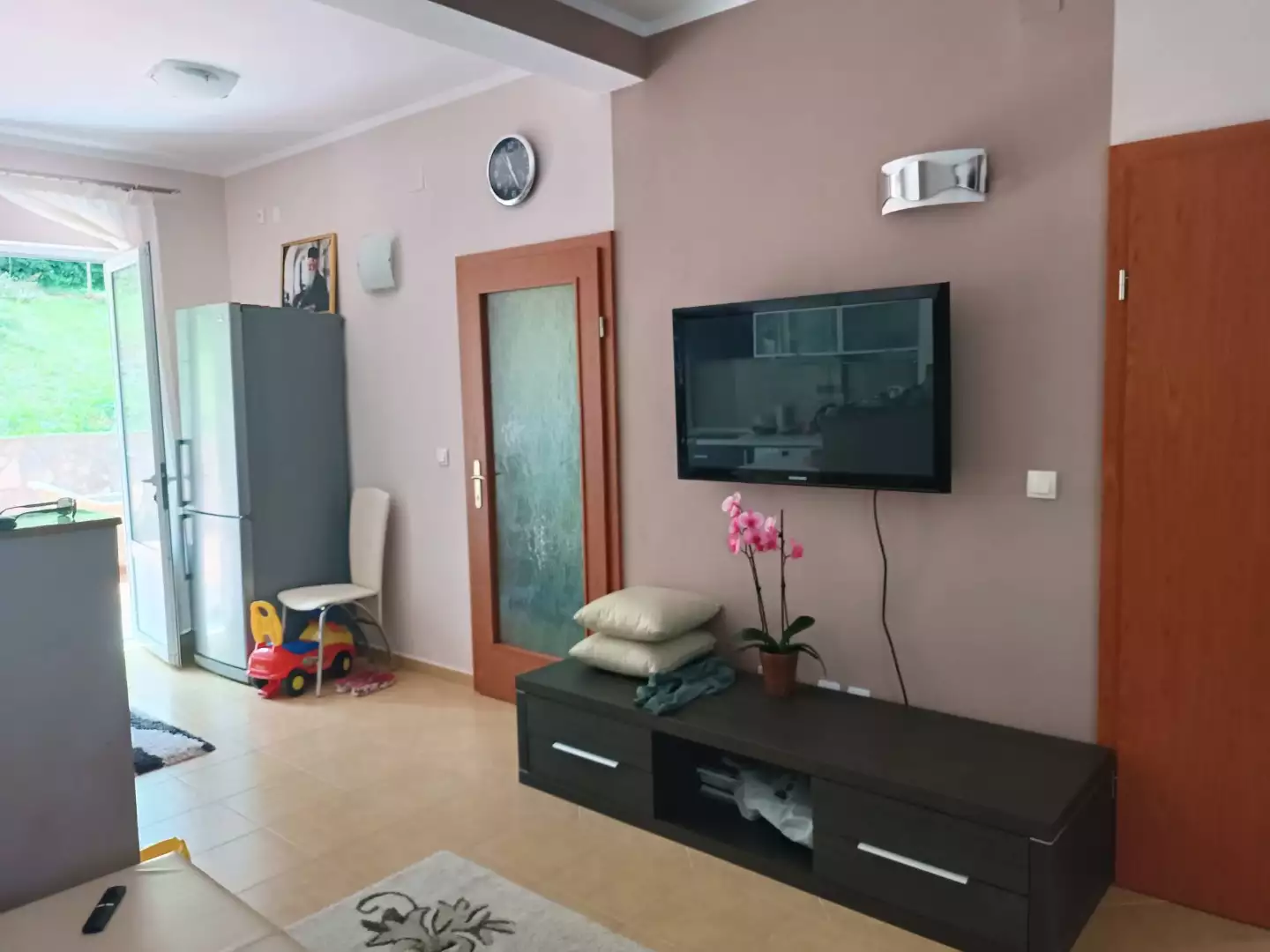 Townhouse 102m² in Montenegro, Bar. Priced at 170000€ rent photo-8