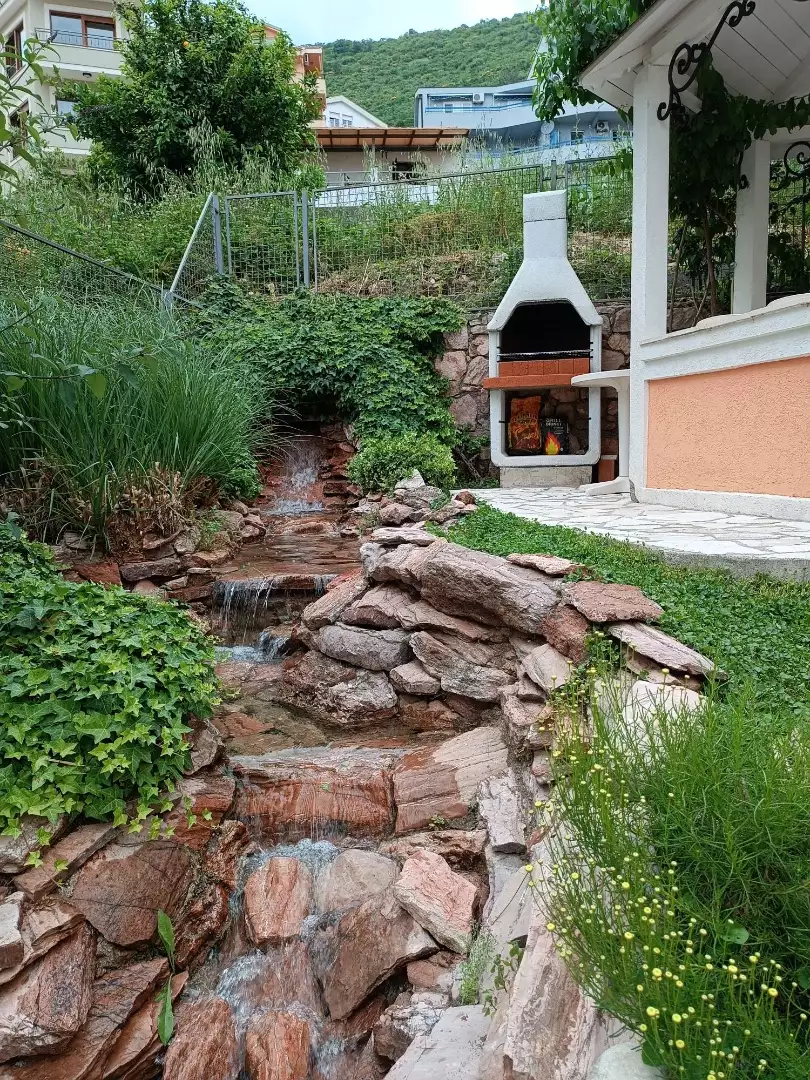 Hotels 600m² in Montenegro, Petrovac. Priced at 1650000€ rent photo-24